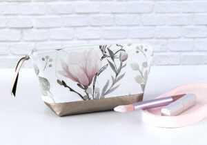 Kosmetiktasche mit MagnolieV