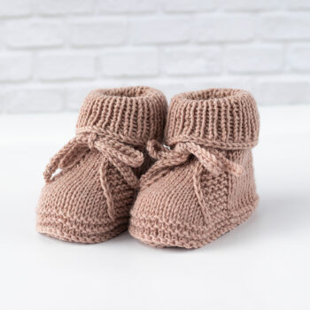 Babyschuhe in Wüstenrose