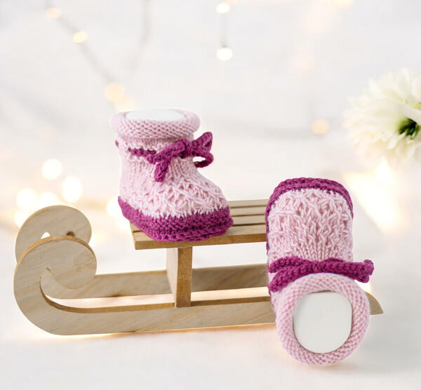 Babyschuhe aus Merinowolle in Rosa und Beere