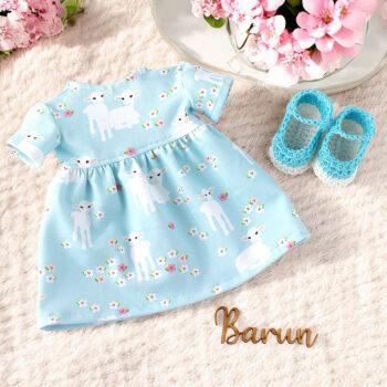 Puppenkleid für Waldorfpuppen mit Schafen in blau