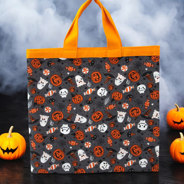 Halloween Tasche mit Geistern und Kürbissen