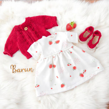 Puppenkleidung Kleid mit Erdbeeren, Jacke und Schuhe