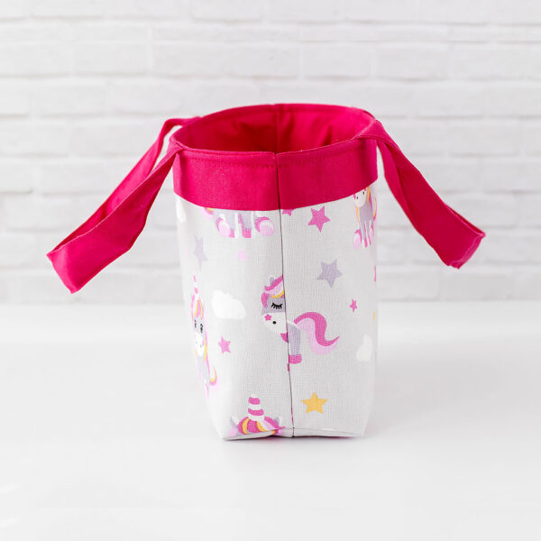 Kindertasche Einhorn mit Herz seitlich