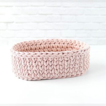 Korb in Rose von vorne