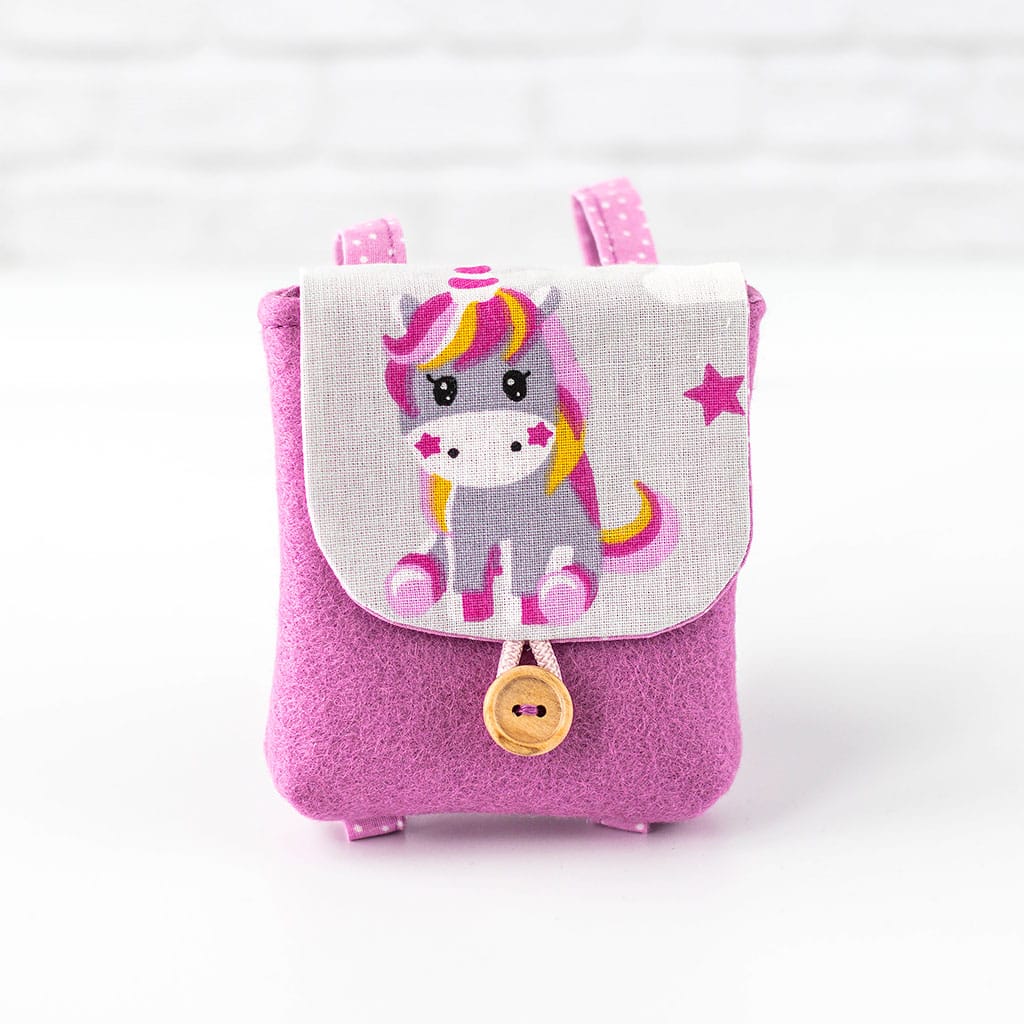 Puppenrucksack mit Einhorn für Waldorfpuppen aus Wollfilz